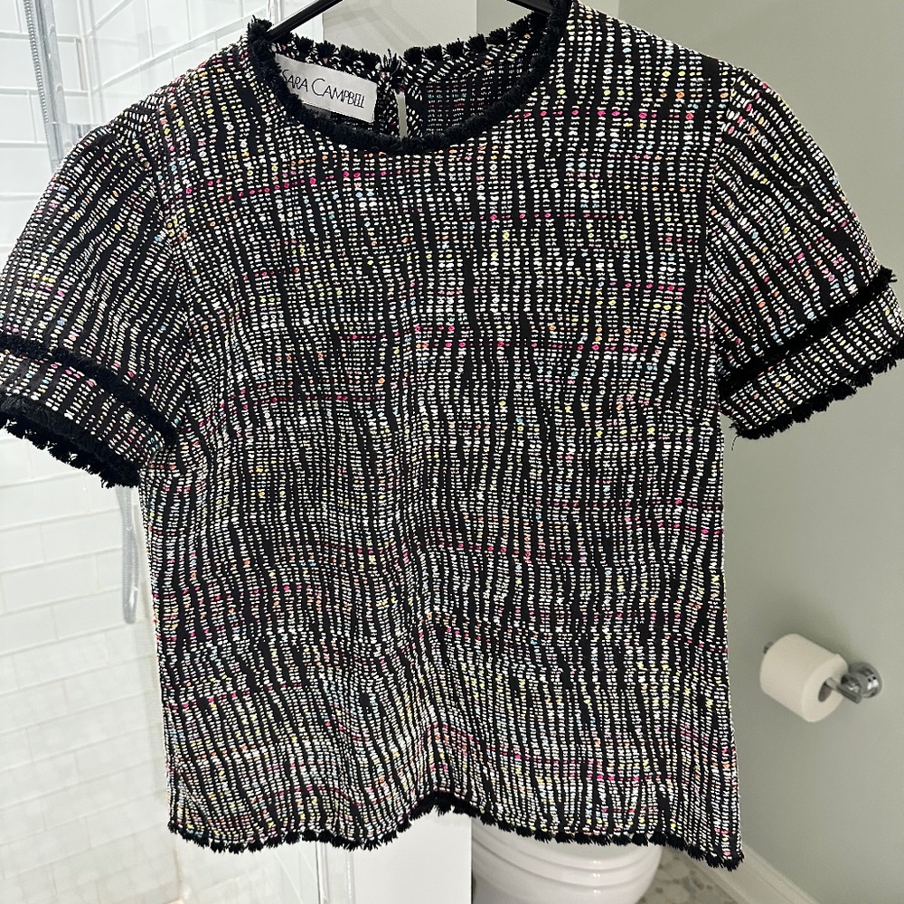 Sarah Campbell Black and White Tweedy Top Size Medium